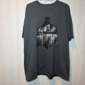 Batman Dark Gray Graphic Tee Officially Licensed Men’s XL